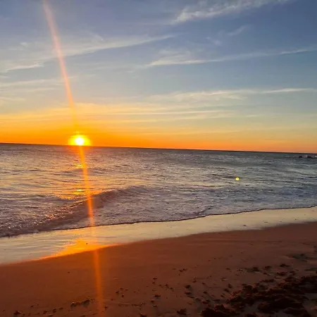 Chiclana Terrace Haven: Beachside Retreat With Wifi Holiday home *