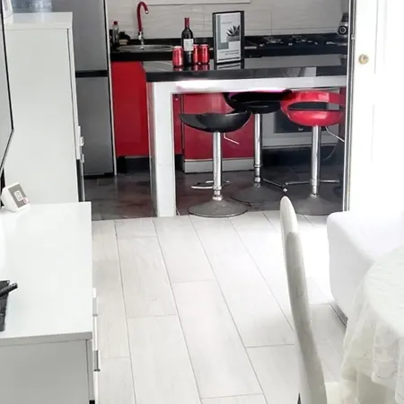 Holiday home Chiclana Terrace Haven: Beachside Retreat With Wifi