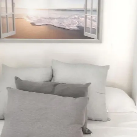 Chiclana Terrace Haven: Beachside Retreat With Wifi * Chiclana de la Frontera