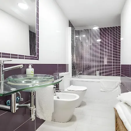 Chiclana Terrace Haven: Beachside Retreat With Wifi Holiday home *