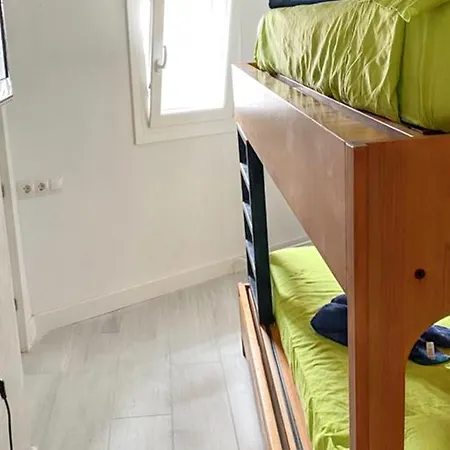 Chiclana Terrace Haven: Beachside Retreat With Wifi Chiclana de la Frontera